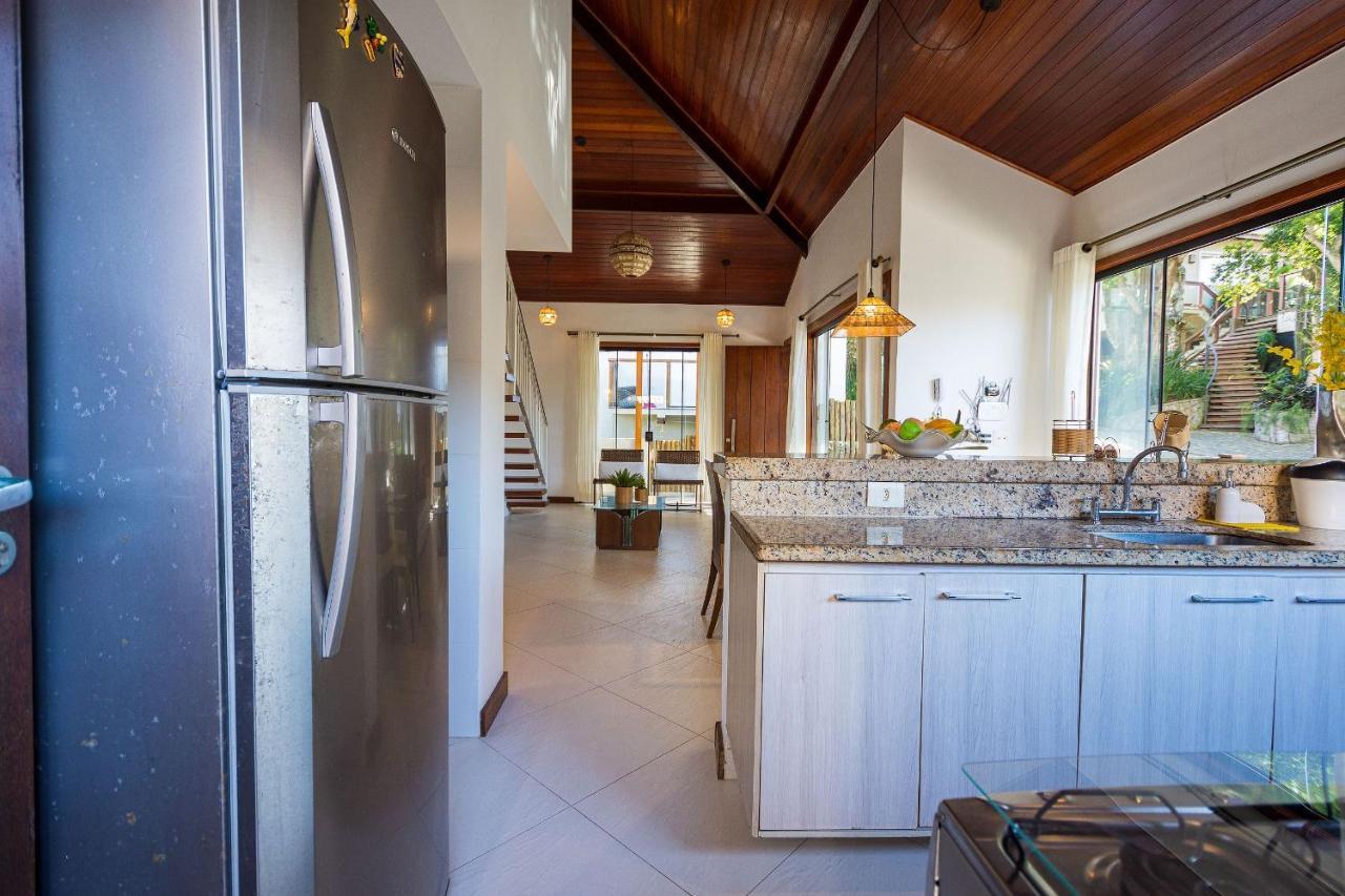 Casa Espetacular Entre Geriba E Ferradurinha - Wifi 200Mb - Piscina Do Codominio - 700 M Da Praia - Garagem - 4 Suites - Area Gourmet Privativa - Cozinha Equipada - Area Kids - Portaria 24H - Ar Condicionado Armacao dos Buzios Bagian luar foto